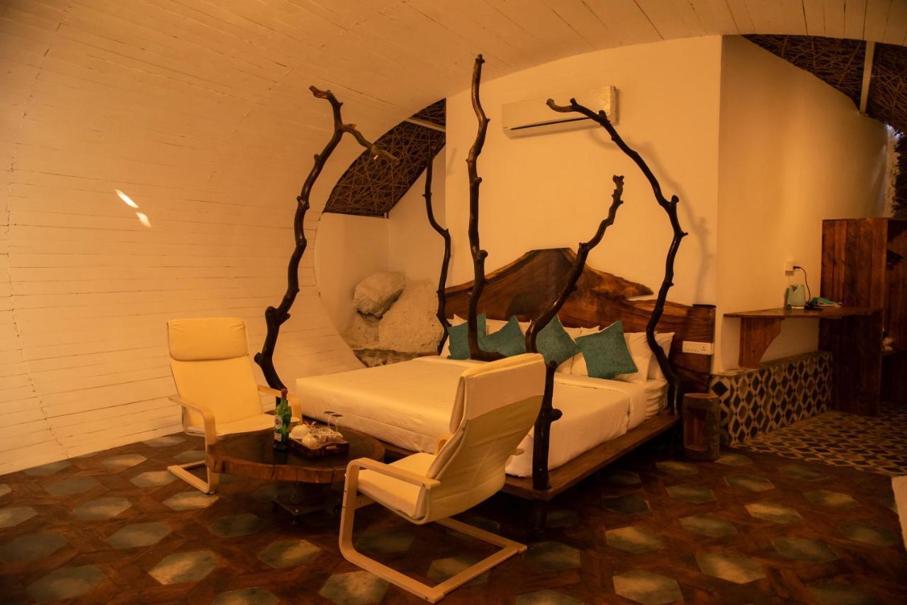 Hotel Obrigado By Craftels Canaguinim Esterno foto