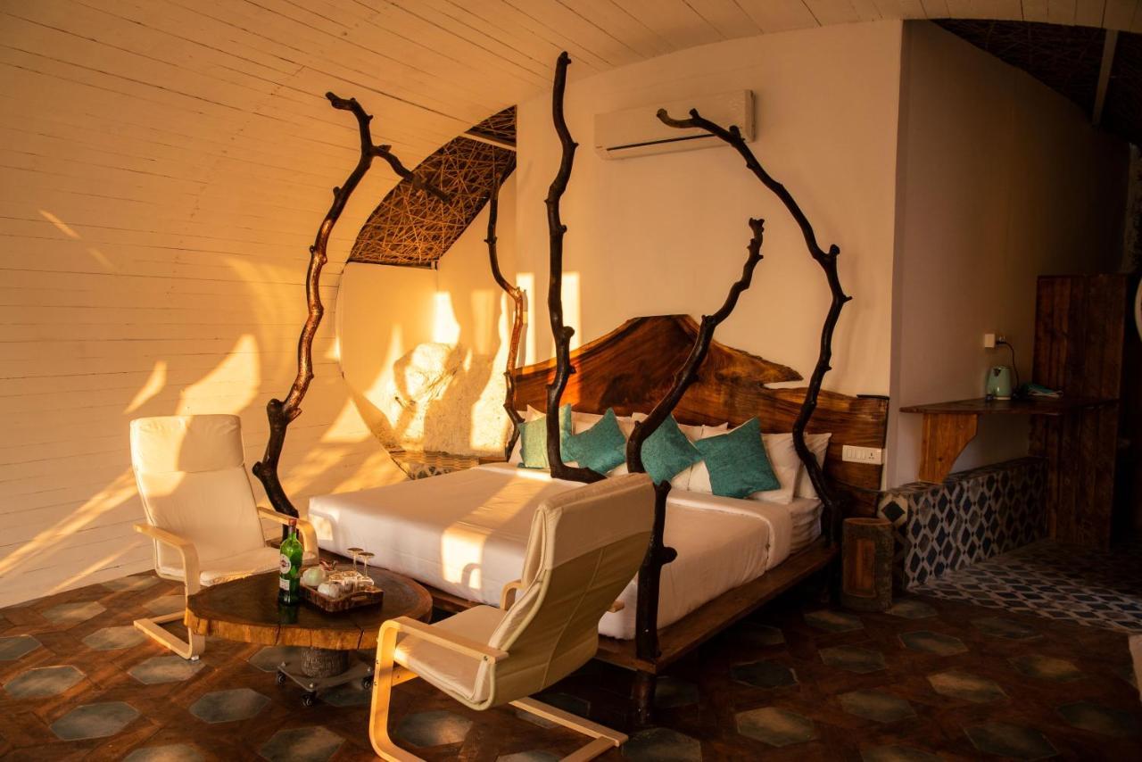 Hotel Obrigado By Craftels Canaguinim Esterno foto