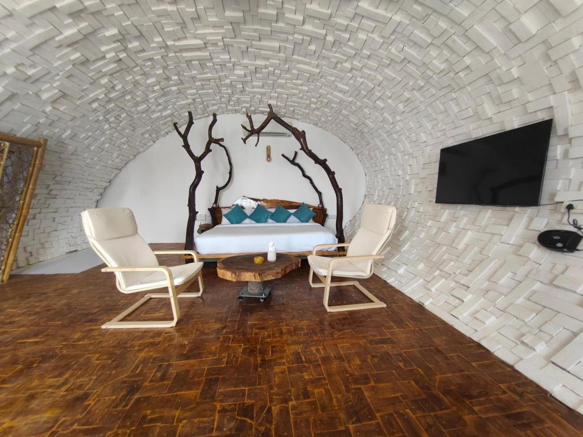 Hotel Obrigado By Craftels Canaguinim Esterno foto