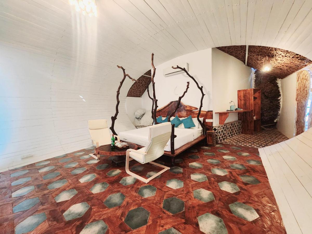 Hotel Obrigado By Craftels Canaguinim Esterno foto