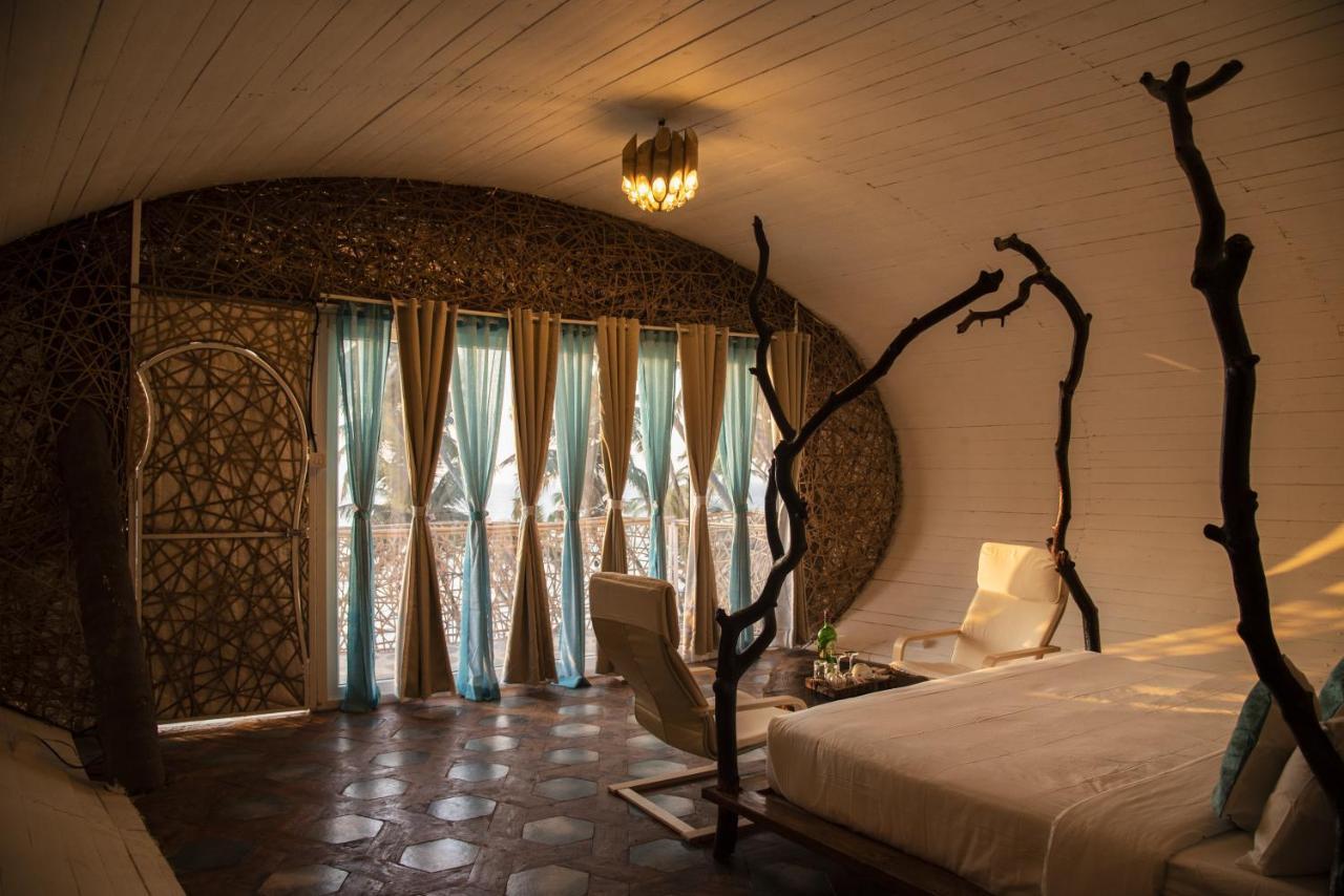 Hotel Obrigado By Craftels Canaguinim Esterno foto