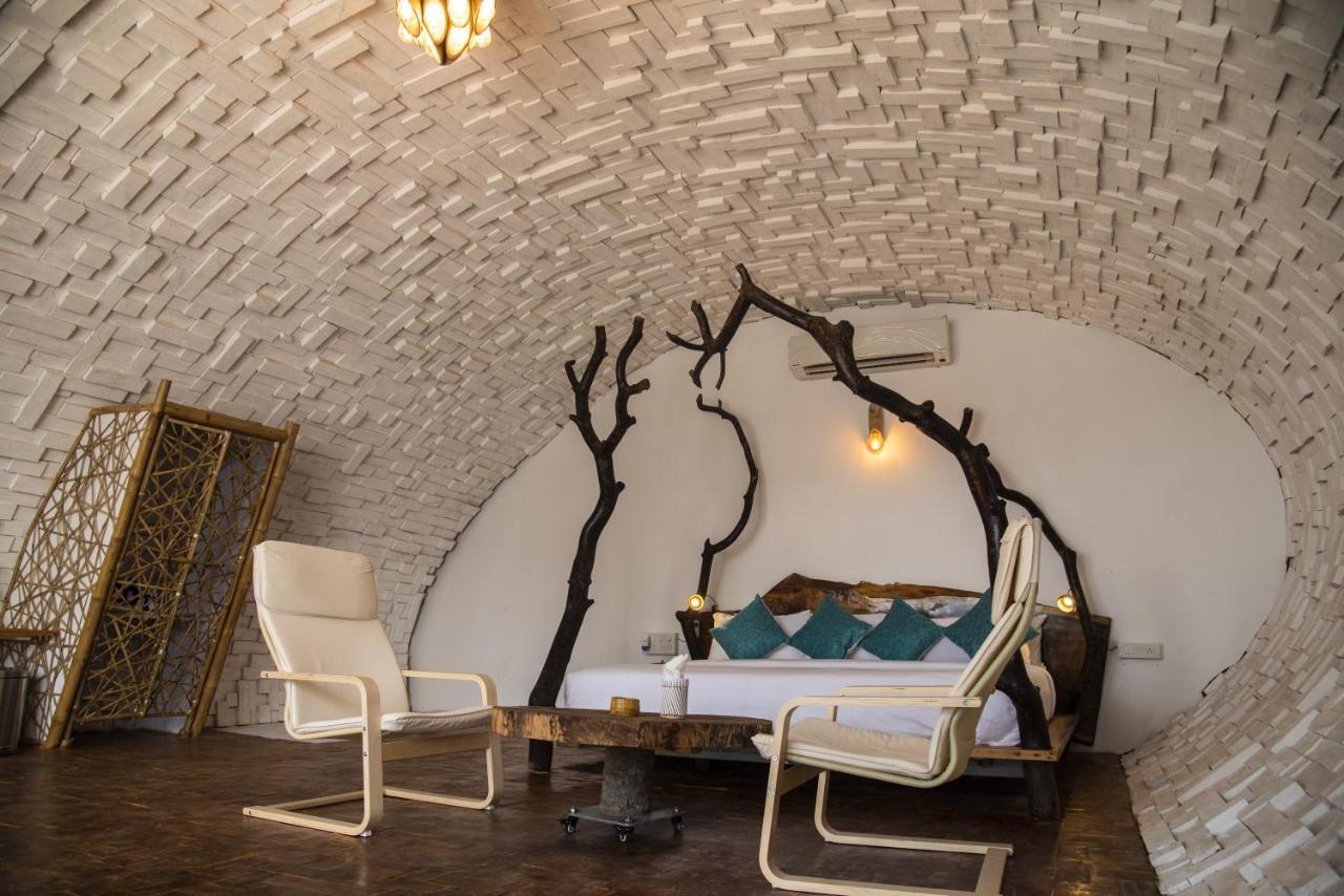 Hotel Obrigado By Craftels Canaguinim Esterno foto